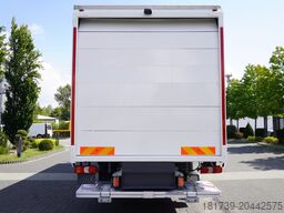 Mercedes-Benz Atego 1318 E6 /20 pallet container/lift