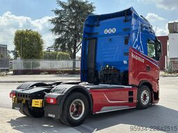 Iveco S WAY 570