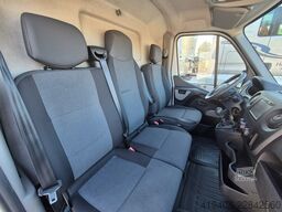Renault Master 2.3 145 / L2H2 / Serviced!