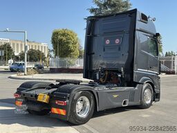 Mercedes-Benz Actros 1853