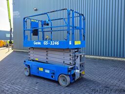 Genie GS3246 Electric, Working Height 11.75 m, 318kg Cap
