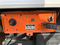 Mercedes-Benz Atego 1623 + LOADLIFT 2000 KG + 8,15 METER BOX ...