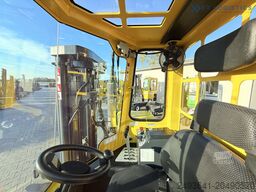 Combilift C3000 GAS TRIPLEX 4900 FREE LIFT CABIN