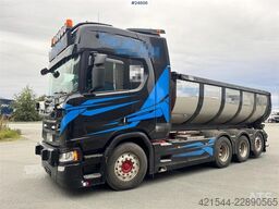Scania R650 Tridem Hooklift Truck – Equipped for Snow Plo
