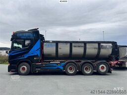 Scania R650 Tridem Hooklift Truck – Equipped for Snow Plo