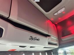 Scania R650 Tridem Hooklift Truck – Equipped for Snow Plo