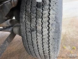Mercedes-Benz Actros 2540 6x2 hook loader with 17-tonne hook and