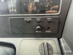 Mercedes-Benz Actros 2540 6x2 hook loader with 17-tonne hook and