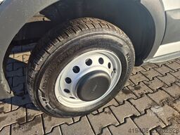 Ford Transit 2.0 TDCi 170KM / LOW KM / SERVICED!