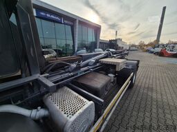 Mercedes-Benz Axor 1833 / 4X4 / SERVICED! / HOOK HYVALIFT