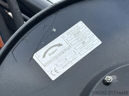 MAN TGS 35.400 8x4 TRIDEM + (32.5m) CRANE HMF 4720 ...