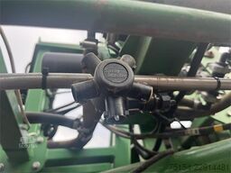 John Deere R4040I