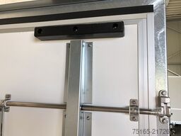 Blyss F1330HD Rampe Tür 1 Fenster Kofferanhänger