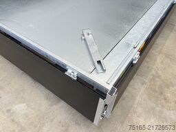 Cheval Liberte Debon PW3.3E Black Dreiseitenkipper