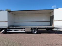 Renault D240 4X2 Bak met deuren 9 Klep 2.000 kg. Black ...