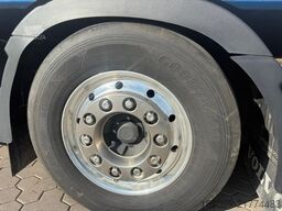 VOLVO FH 500 6x2 Container Pritsche Fassi F455 Kran