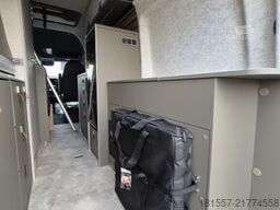 HYMER/ERIBA Grand Canyon S CrossOver 600 AHK 2,8t, Autark