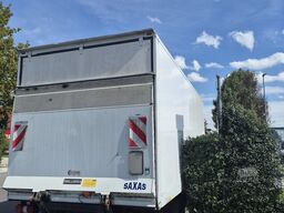 Mercedes-Benz Atego 821