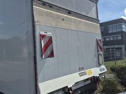 Mercedes-Benz Atego 821