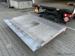 DAF LF 230 FA / 12 Ton / 215 dkm / Navi / Camera / ...