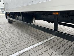 DAF LF 230 FA / 12 Ton / 215 dkm / Navi / Camera / ...