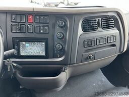 DAF LF 230 FA / 12 Ton / 214 dkm / Navi / Box / Laa...