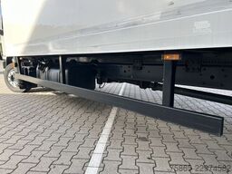 DAF LF 230 FA / 12 Ton / 214 dkm / Navi / Box / Laa...