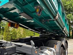Mercedes-Benz AROCS 3351 6x6  WYWROTKA TRÓJSTRONNA Z BORDMATI...