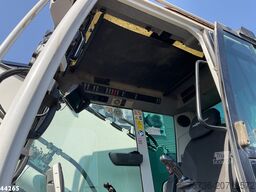 SENNEBOGEN 821 E Material Handling Machine