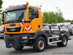 MAN TGM 13.290 / 4x4 / 30 tho. km!!! / HIAB