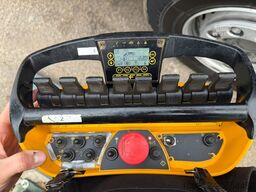 Mercedes-Benz AROCS 4143 8X4 ABROLLKIPPER + KRAN EFFER 395 4S...