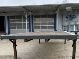 Krone 7,82m Baustoff Brücken Zurringe Kranbar