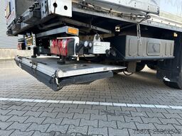 Schmitz Cargobull SCB S3B / Box / Loadlift -> Not Working / APK T...