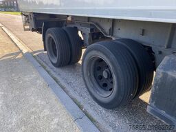 Pacton Z2-001 2-Axle Fridge / Carrier Vector 1800 / Lo...