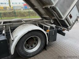 Mercedes-Benz 1824 4x2 Axor Schlachtmüllwagen/Kran