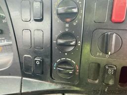 Mercedes-Benz 1824 4x2 Axor Schlachtmüllwagen/Kran