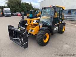 JCB 525-60