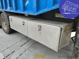 Kaiser benne transport ferrail