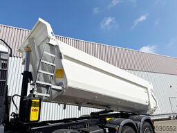 MAN TGS 41.440/480 8x4 BB TGS 41.440/480 8x4 BB, Standard Mulde ca. 18m³