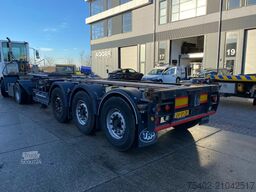 Renders Euro 800 3DFCST / Container Chassis / 45FT / 1x...