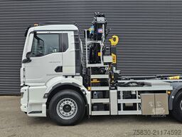MAN TGS 35.470 8x4 / HMF 2243 Z KRAAN + HAAKARM