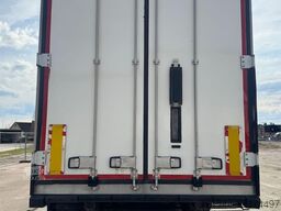 Schmitz Cargobull box semi-trailer with Carrier refrigeration unit.