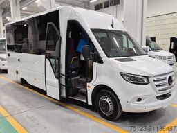 MERCEDES-BENZ 30 Sitzer Schul- Transferbus 519 Lagerfahrzeug
