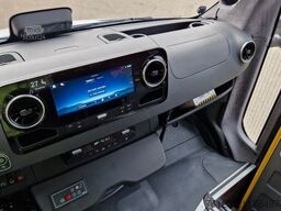 MERCEDES-BENZ 30 Sitzer Schul- Transferbus 519 Lagerfahrzeug