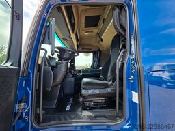 MERCEDES-BENZ Actros 2553 / Retarder / Ldbw / Lenkachse / 6E