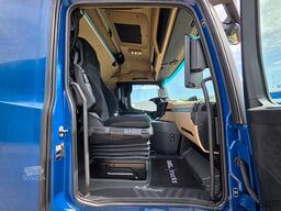 MERCEDES-BENZ Actros 2553 / Retarder / Ldbw / Lenkachse / 6E