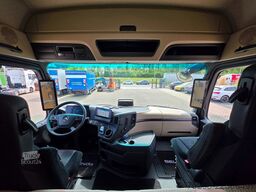 MERCEDES-BENZ Actros 2553 / Retarder / Ldbw / Lenkachse / 6E