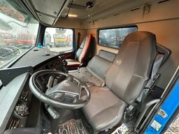 VOLVO 450 8x4 Abrollkipper MEILLER Kran PENZ 17L8.50R
