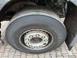 VOLVO 450 8x4 Abrollkipper MEILLER Kran PENZ 17L8.50R