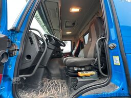 VOLVO 450 8x4 Abrollkipper MEILLER Kran PENZ 17L8.50R